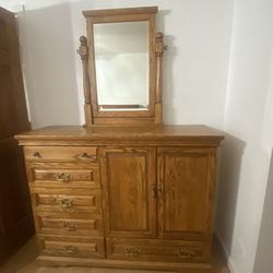 FREE Dresser W/ Mirror 6 Drawers & Extra Storage