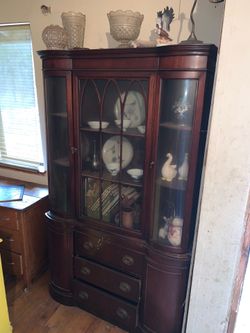 FREE Antiques. Must be picked up 7/9/26