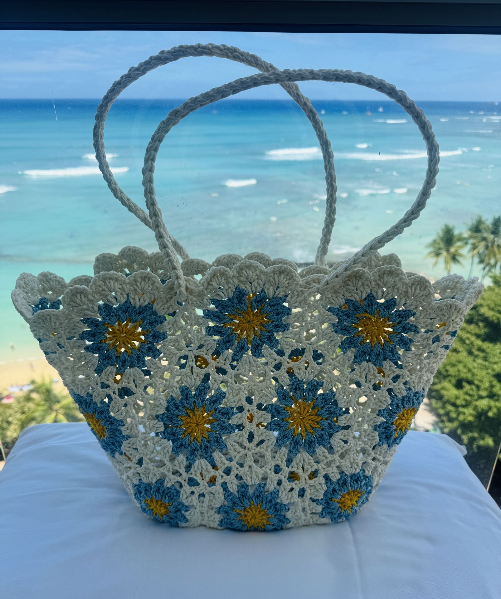 Hand Knitted Crochet Daisy Tote Bag - Large
