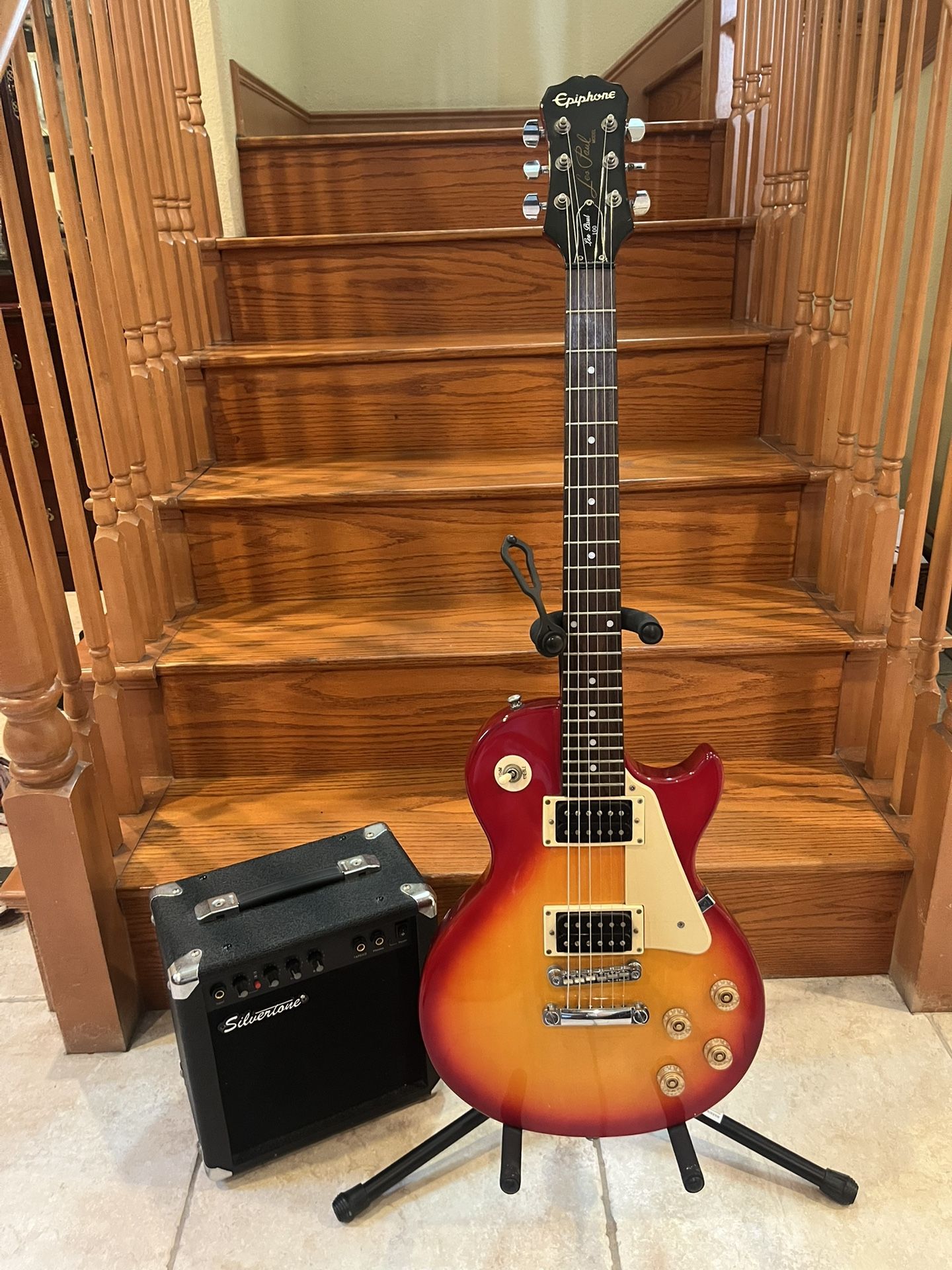 Epiphone Les Paul 100 W/ Silvertone Vintage Guitar Amp