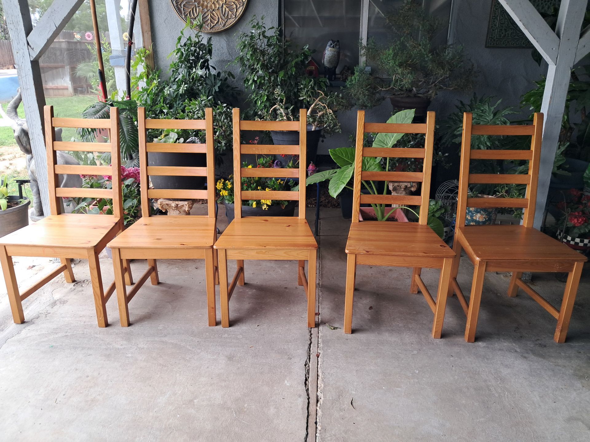 5 chairs