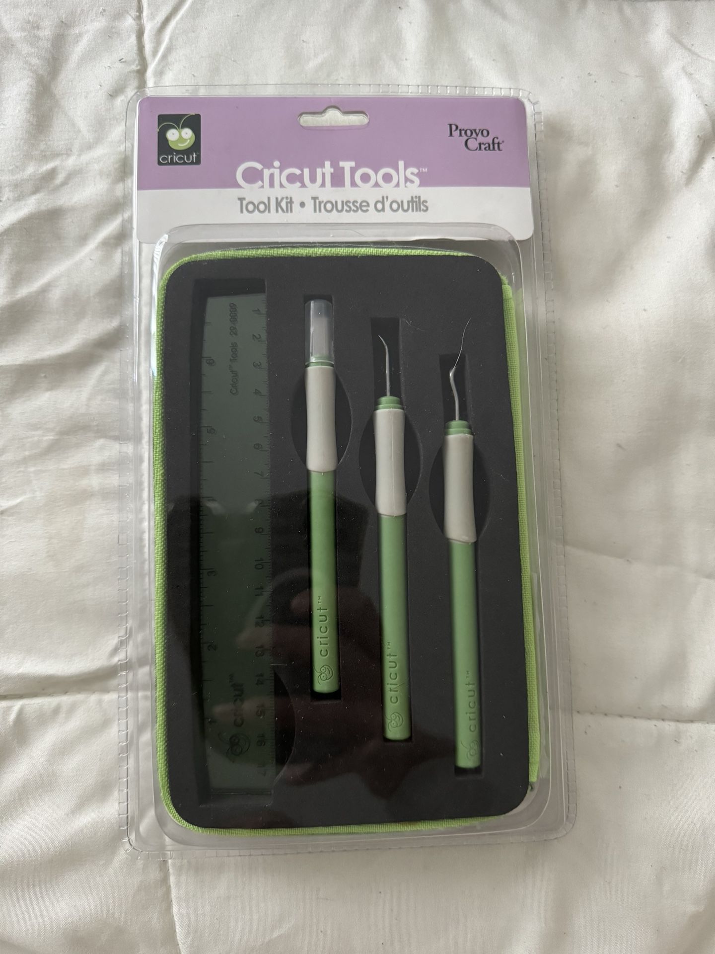 7 Piece Cricut Tool Kit With Case