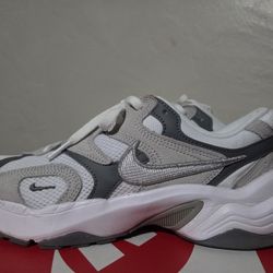 Nike W Shoes