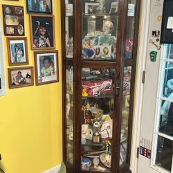 Cupboard for dishes or knickknacks