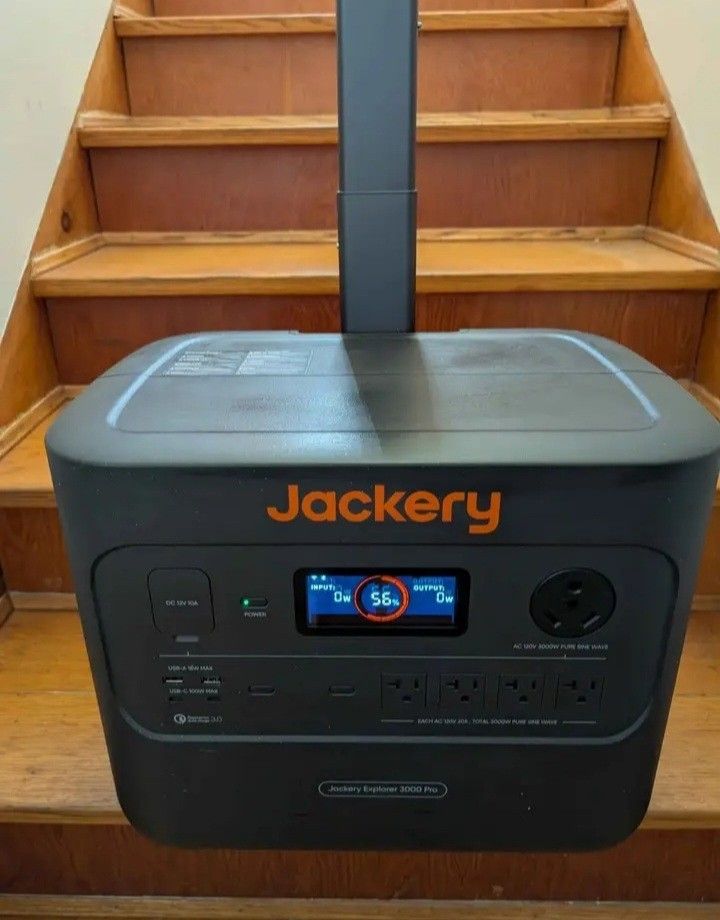 Jackery Explorer Pro 3000