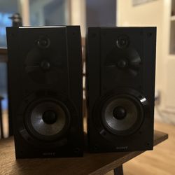 Sony SS-CS5 3-Way Bookshelf Speaker System (Pair) - Hi-Res Audio