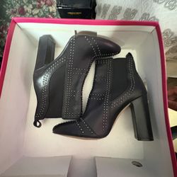 Vince Camuto Women’s Boots 
