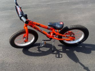 MONGOOSE  Lil Bubba Bicycle