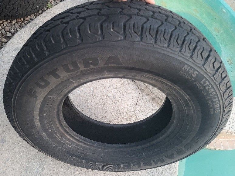 Futura Scrambler AP II LT 245/75R16 Used Tire Size LT245/75R16