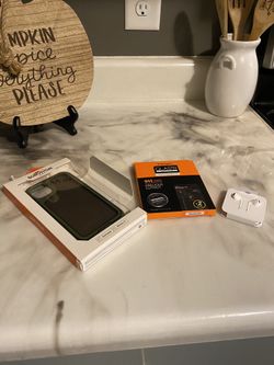 iPhone 11 accessories