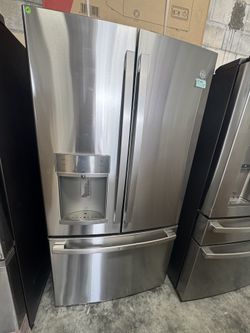 Refrigerator Open Box 