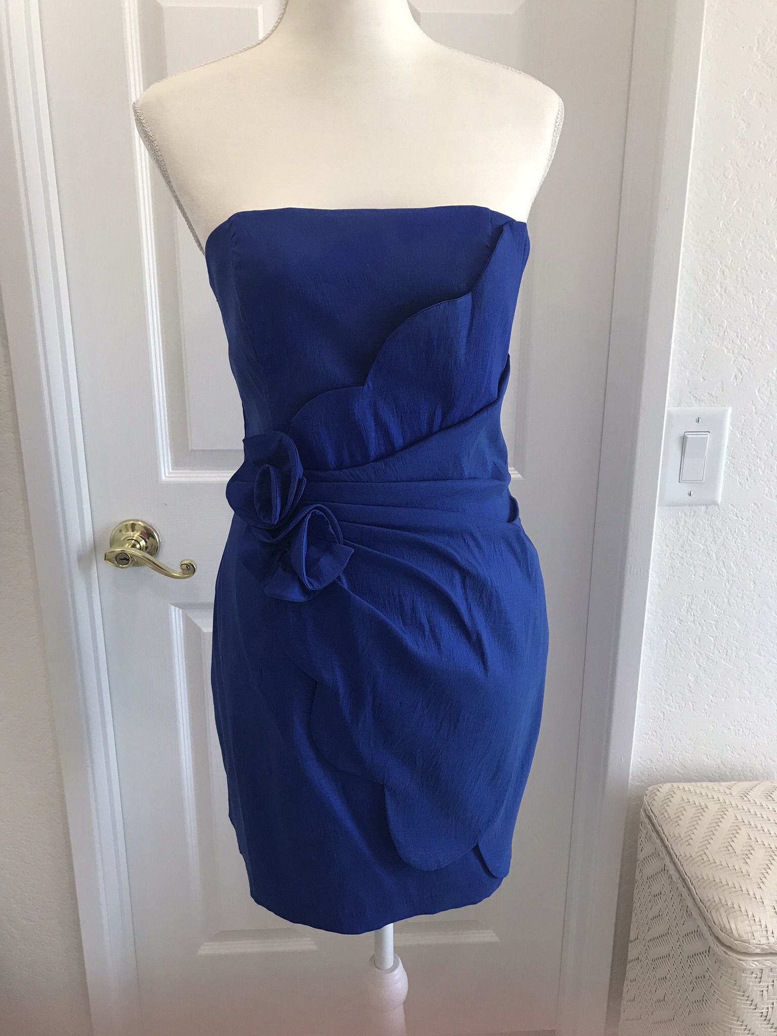 New w/tag Royal Blue Dress Strapless Size 8 $90