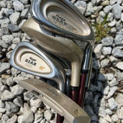 Set of Ladies Golden Bear Mega Bear 450 Golf Clubs 4-Sand Wedge and Putter