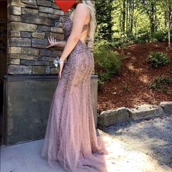 Prom / Evening Gown