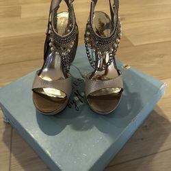 Guess By Marciano, Size 9 New, Open Box