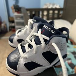 BABY JORDAN RETRO 6