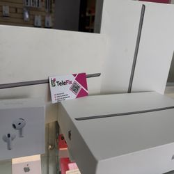 iPad 9th Generation With Free AirPods ON SALE!!!!!