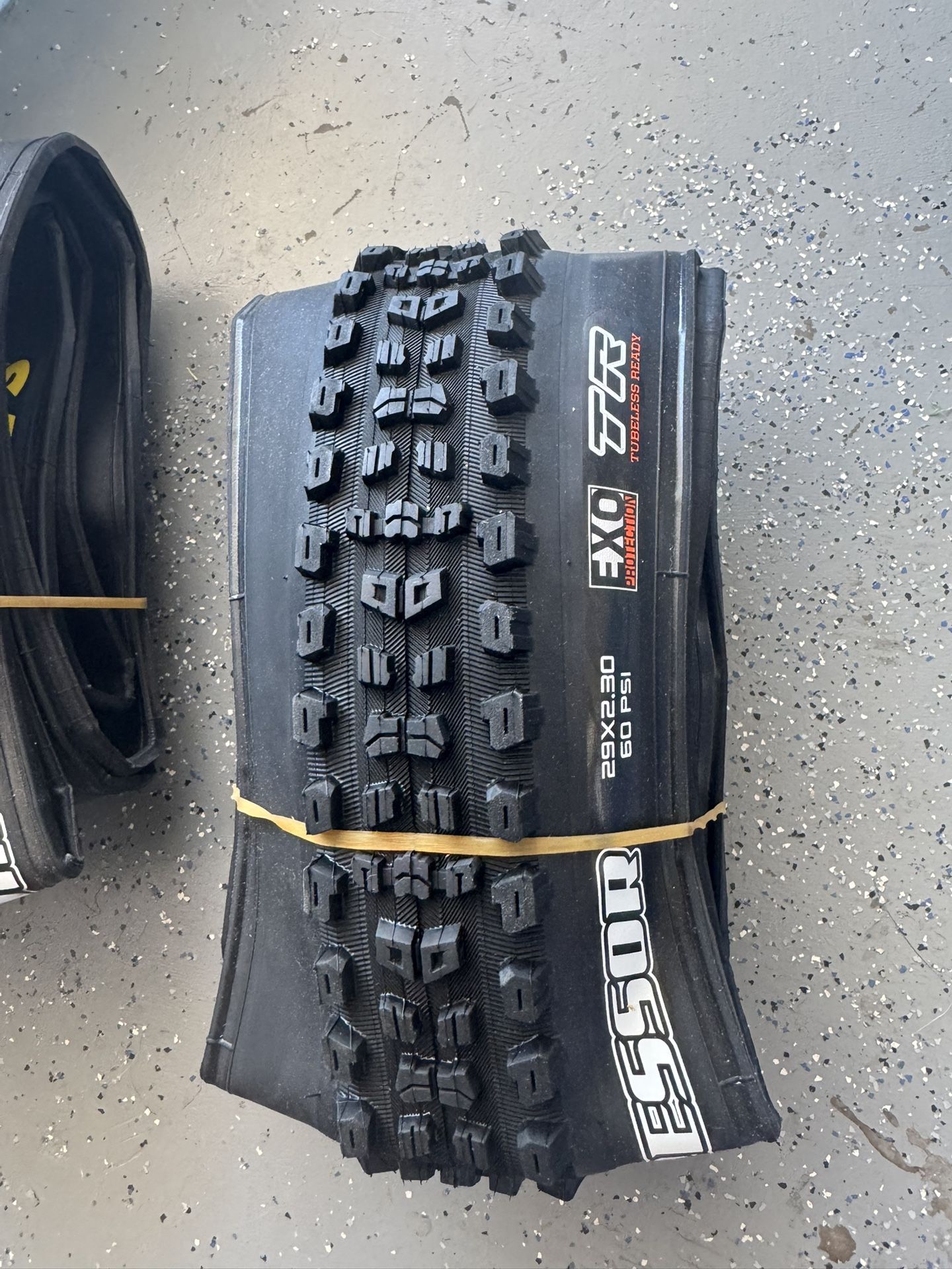 NEW Maxxis Mtb Tires (takeoffs)