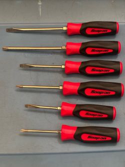 Snap-on Took  6 pc Combination Instinct® Soft Grip Screwdriver Set (Red)