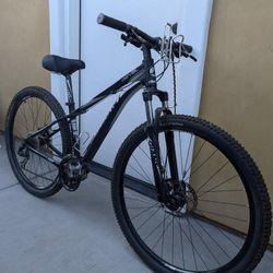 Mountain Giant Bike 29" 