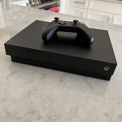 Xbox One X 1TB W/ Controller 