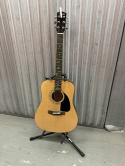 Fender Guitar & Holder