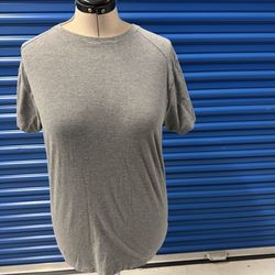 Kenneth Cole T-shirt