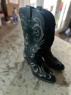 Dream Pairs Black Leather Boots 8.5