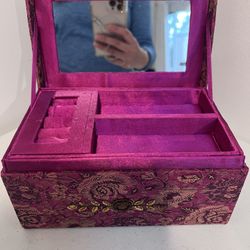 Vintage Boho Indian Design Jewelry Box For Women. 