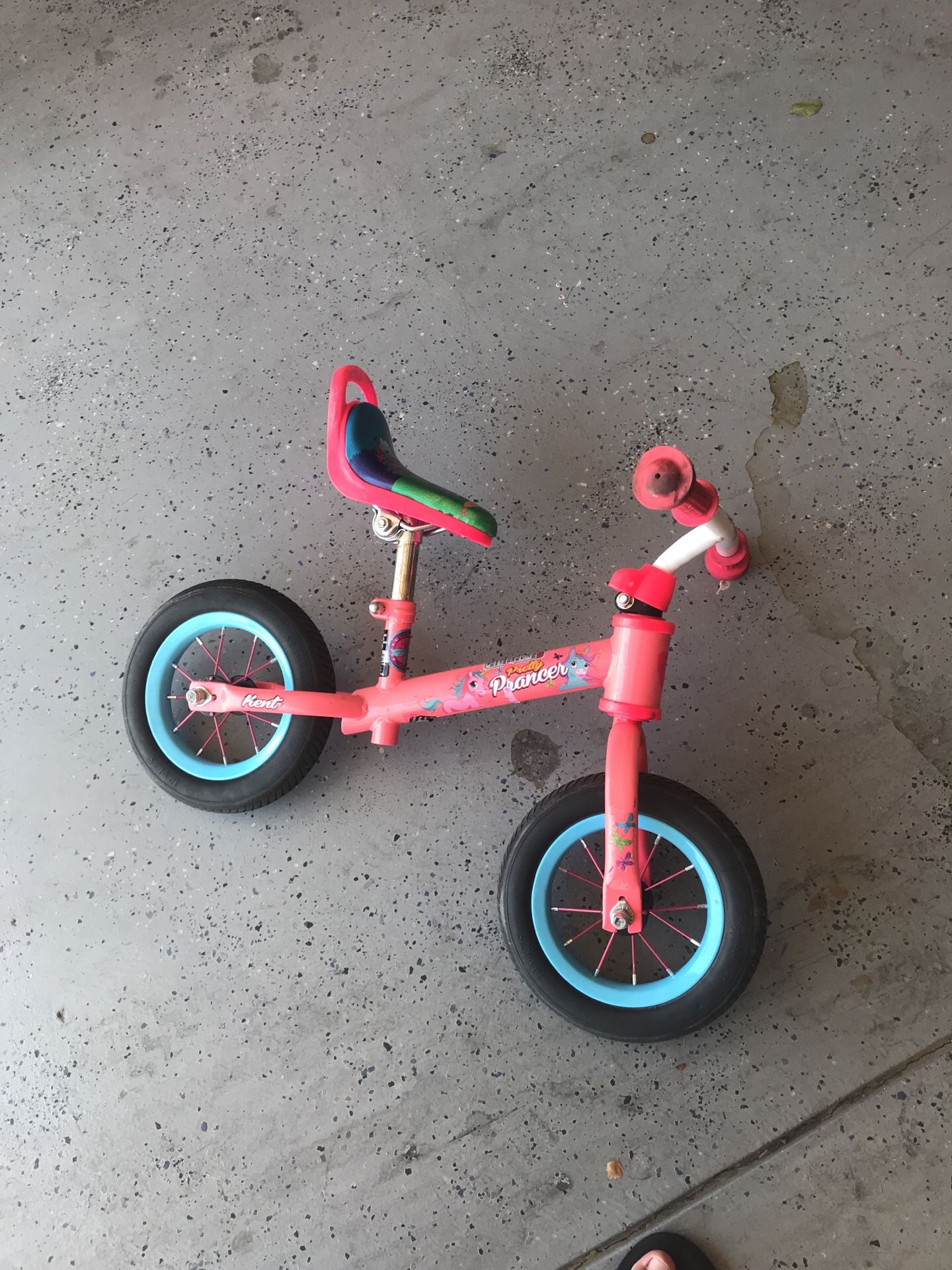 Pink Strider bike
