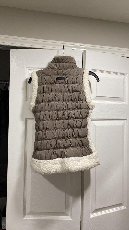 Calvin Klein Puffer Vest