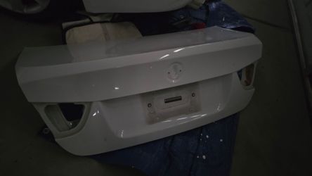 2008 bmw trunk face lift