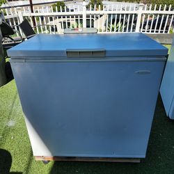 Frigidaire Chest Freezer