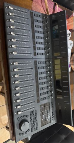 Icon V1-M midi control surface and V1X extender