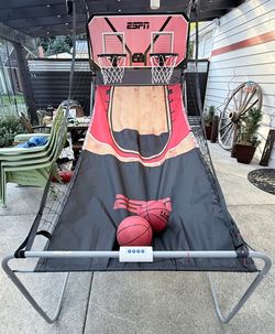 ESPN indoor Basketball arcade