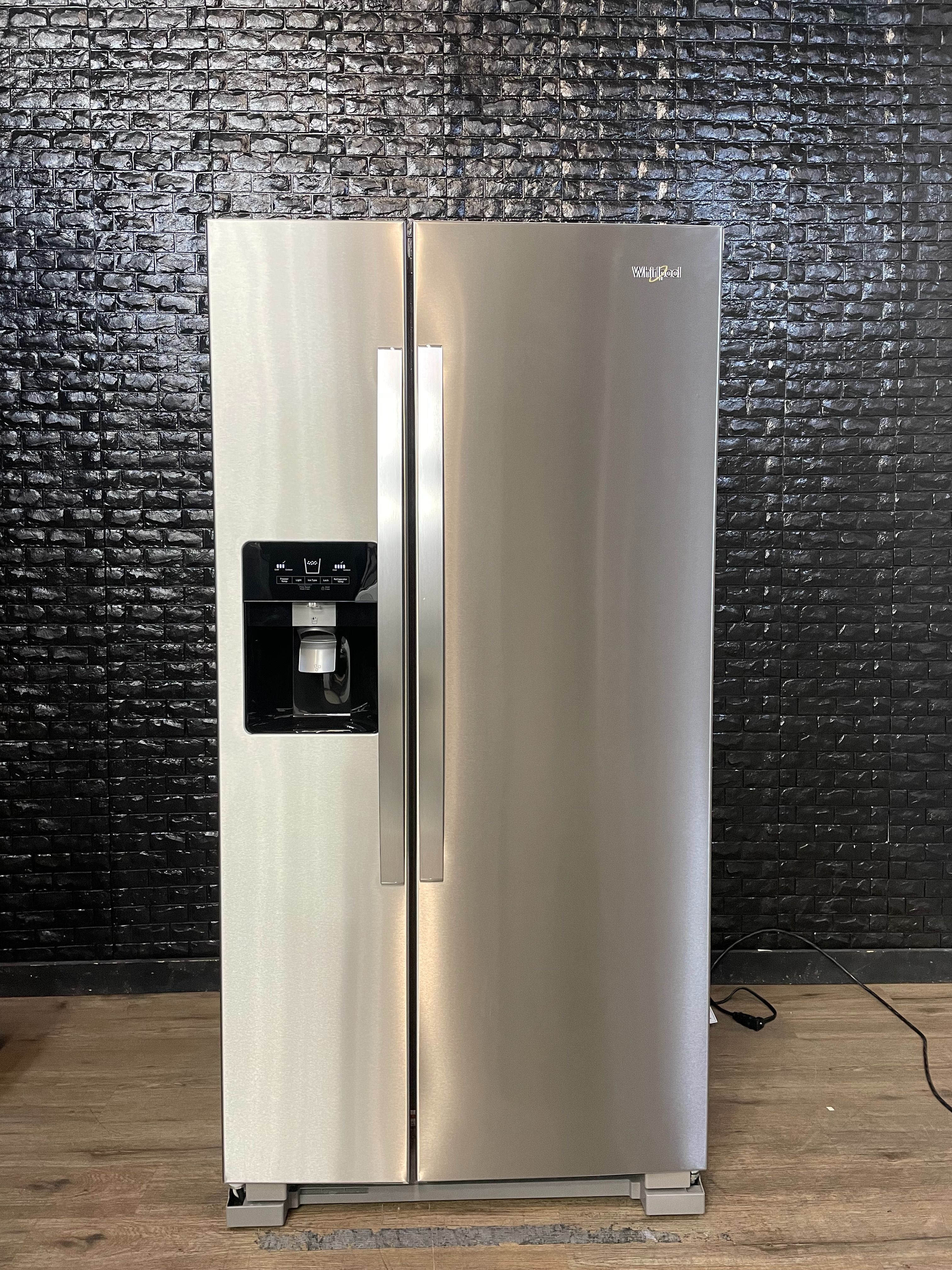 WHIRLPOOL SIDE BY SIDE REFRIGERATOR w/WARRANTY! R2345A