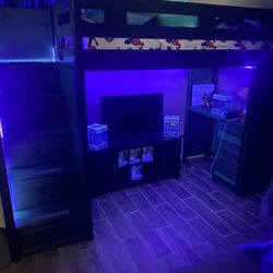 Solid Wood Twin Loft Bed w/Stairs and Desk