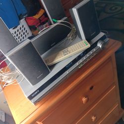 Buen Sony  S_ master Dijital Amplifier   Okey Caladito   No Abre  El Dvd Pero Esta Enterito Okey Personas Serias Okey Gracias Se Vale Ofrecer 