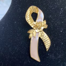 Gorgeous Vintage Avon Pink Enamel And Gold Plated Designer Stick Pin Style Brooch 