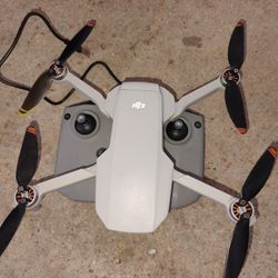 Mini 2 SE DJI Drone