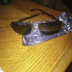  Gucci Aviator Sunglasses