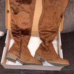 Women Brown Boots ( Read Description) 
