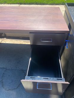 Free desk good condition