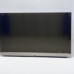 Sony Bravia 40” TV (KDL-40EX710) + Wall Mount
