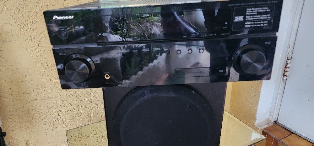 Pioneer ThX Receiver 