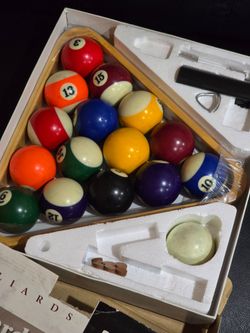 Billiards Pool Ball Set with Accessories