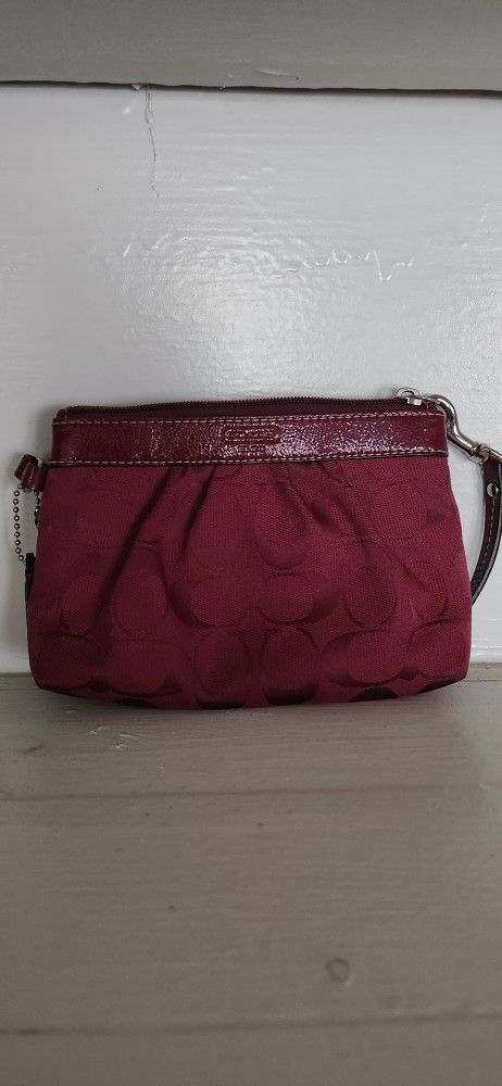 Coach Wristlet Signature Jacquard Fabric Burgundy