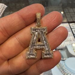 10k Gold With 2.81 CT Real Natural Diamonds 
