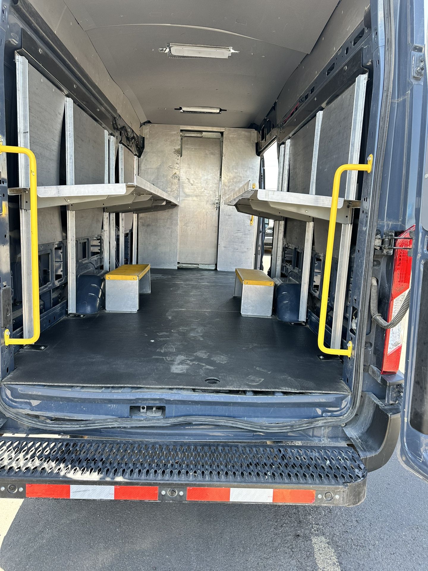 UTILIMASTER Complete Shelving For Work Truck