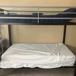 Bunk Bed + 2 Twin Mattresses Included